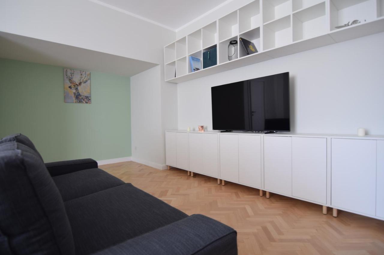 Beautiful Apartment In Old City Bucharest Luaran gambar