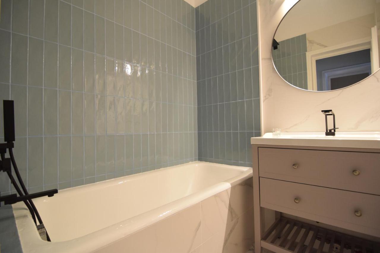 Beautiful Apartment In Old City Bucharest Luaran gambar