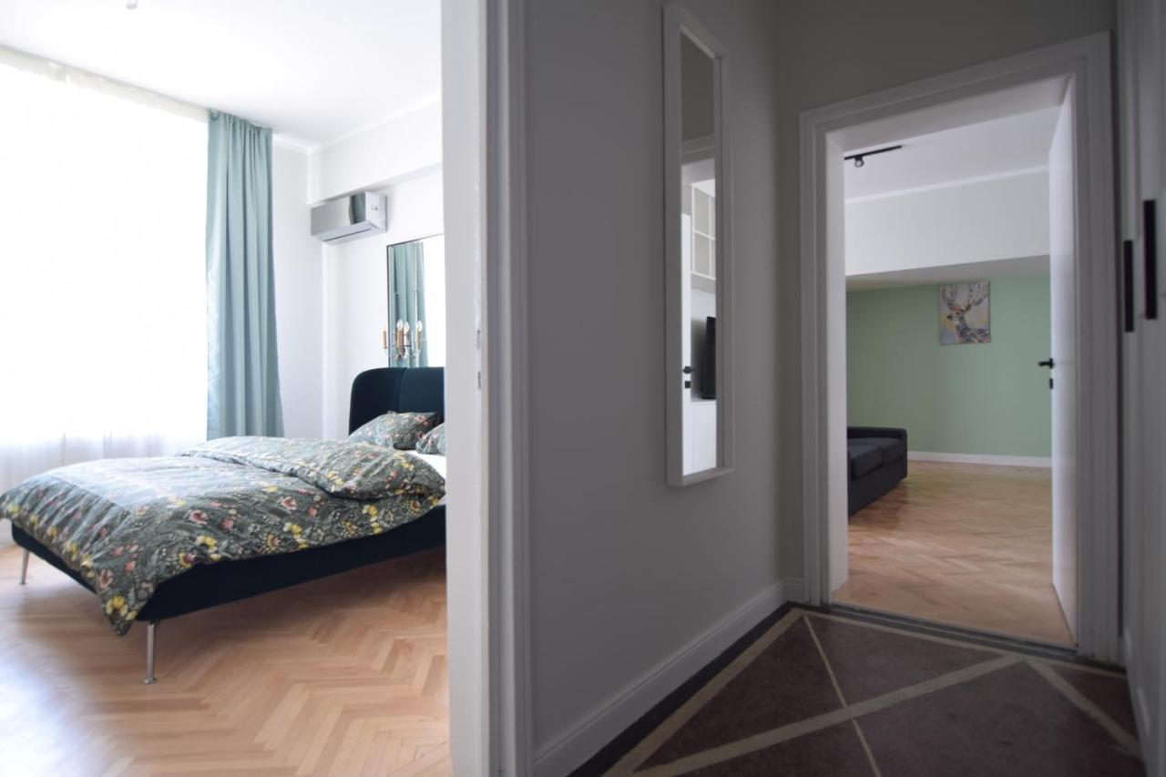 Beautiful Apartment In Old City Bucharest Luaran gambar